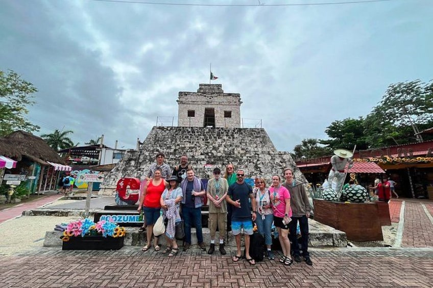 Cozumel Private Jeep Tour with Snorkeling Experience and Lunch 5