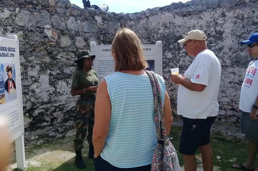 Nassau Food and History Bus Tour 4