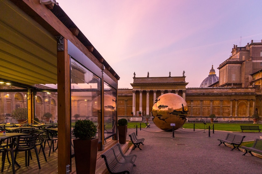 Skip-the-Line: Early-Access Vatican Tour With Breakfast 1
