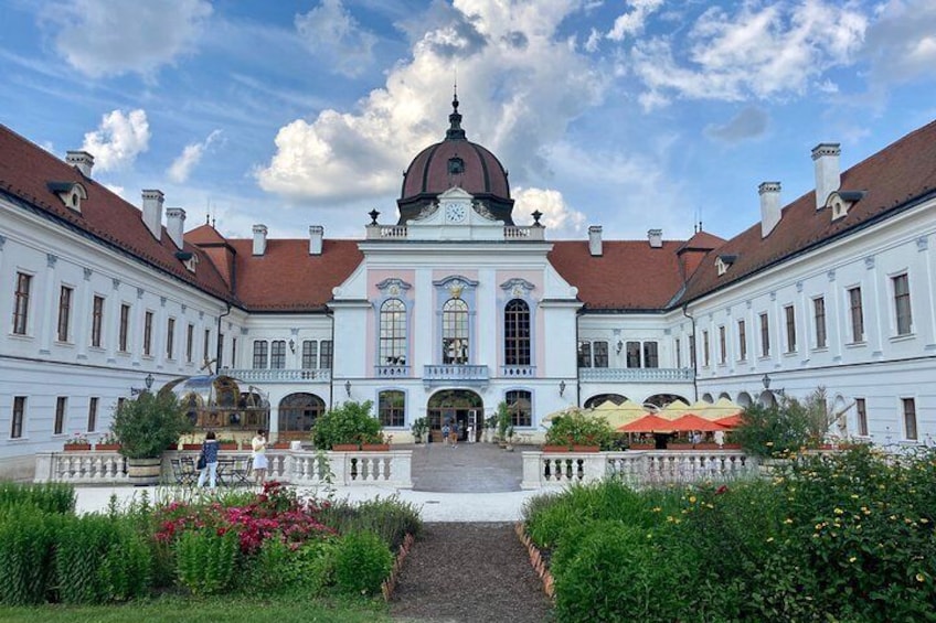 Countryside: Gödöllő - Sissi Palace Tour (Half-Day Private Tour)