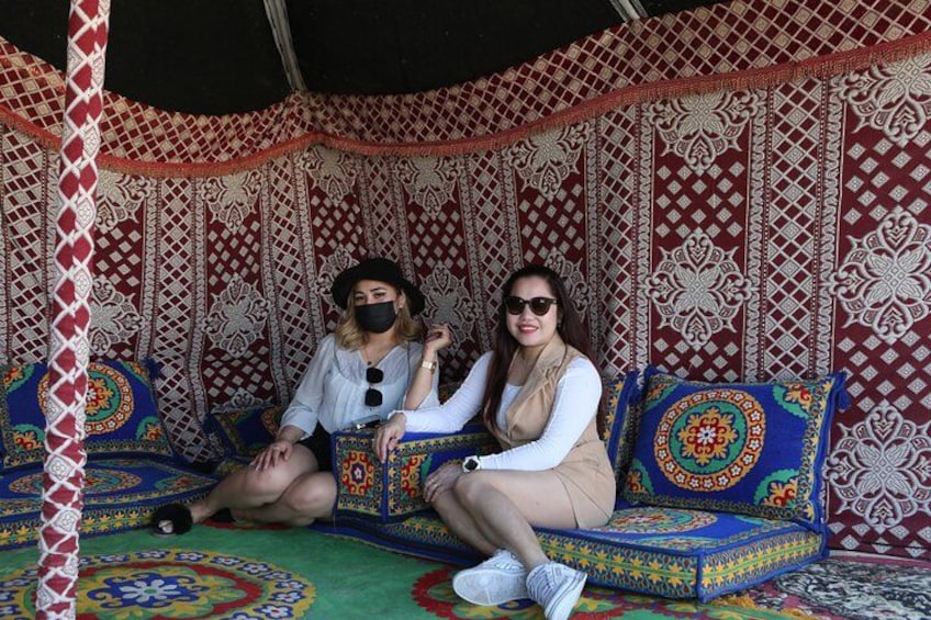 4 Hour Desert Safari, Camel Ride & Inland Sea Beach 2