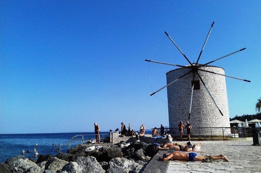 Anemomilos dock 3