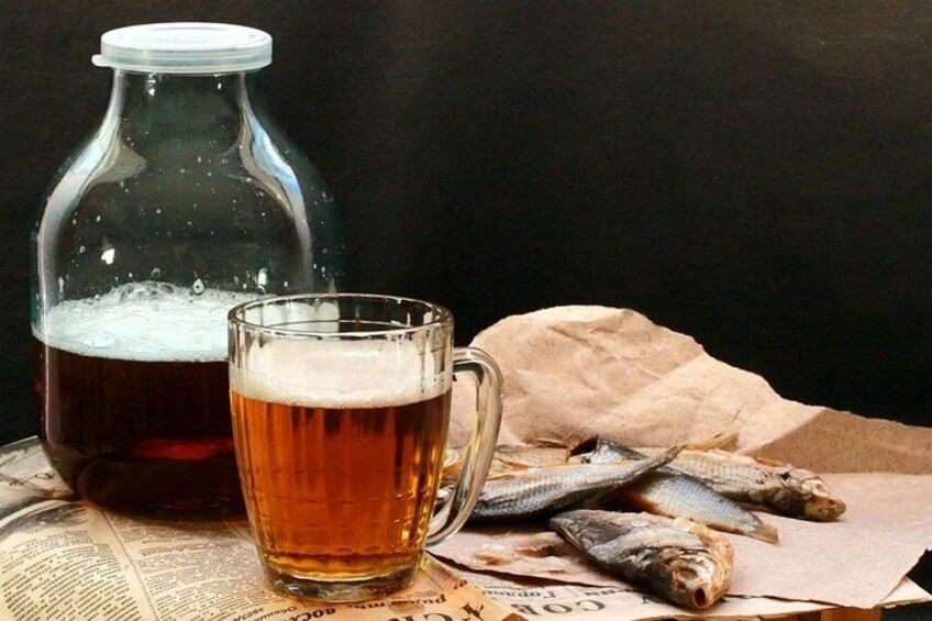 Beer with traditional snack 2