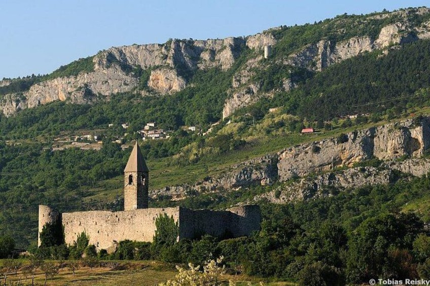 Hrastovlje 4