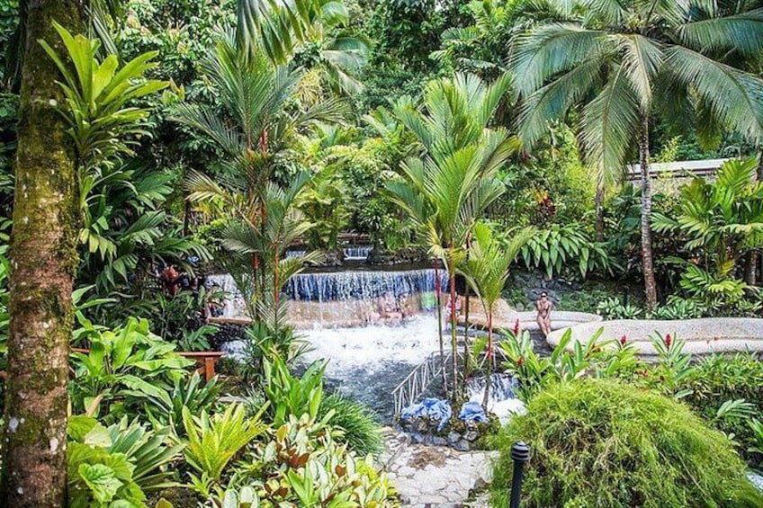 Exotic 9-Day Costa Rica Adventure: Volcano, Rainforest & Beaches 1