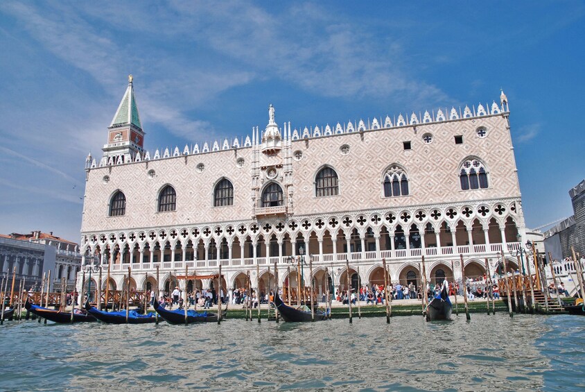 Venice: St. Mark’s Basilica, Doge's Palace & Gondola Ride 3