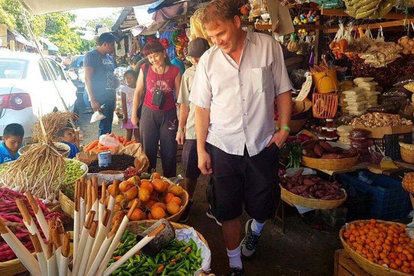 Municipal Market 2