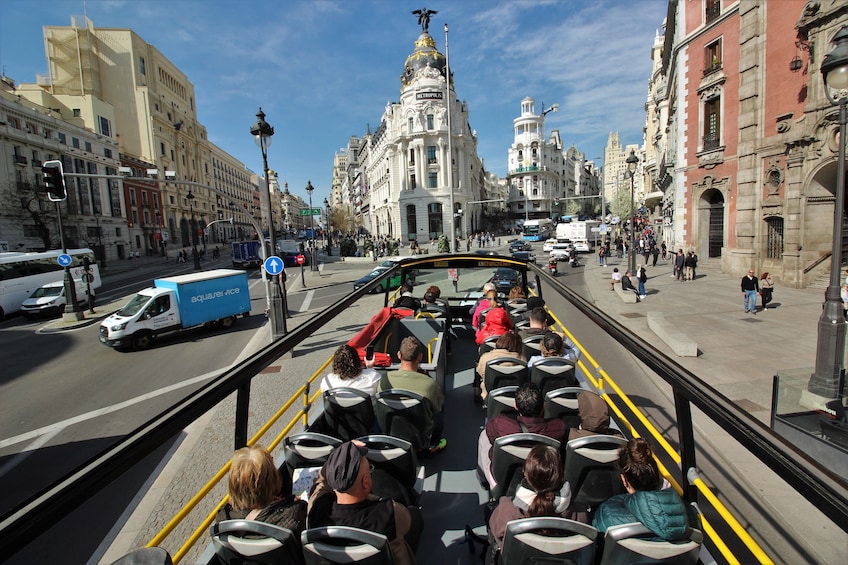 Madrid City Tour – Hop On Hop Off Bus 1