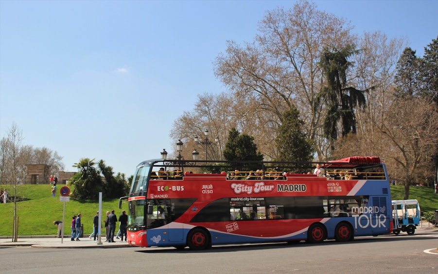 Madrid City Tour – Hop On Hop Off Bus 2