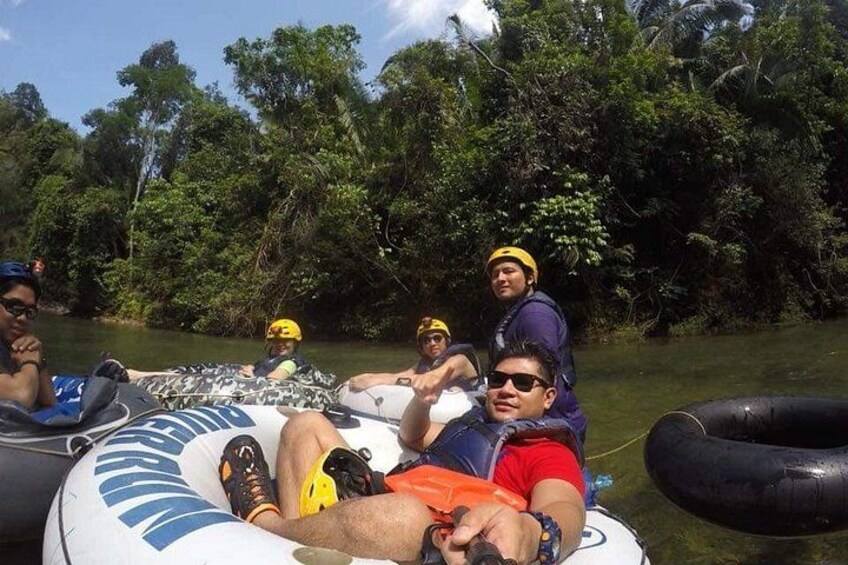 Cave Tubing in Belize with V.i.V. 2