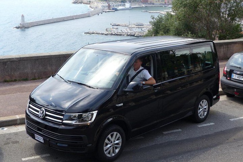 The minivan 2