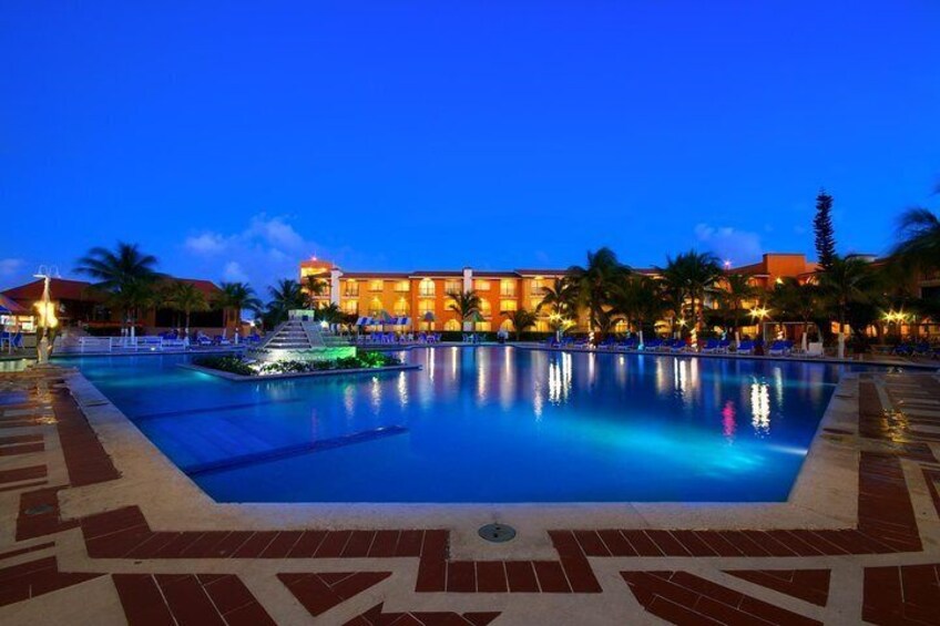 Hotel Cozumel & Resort Swimming Pool at Night 4