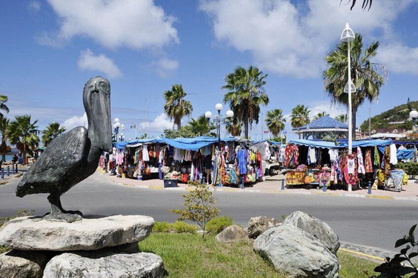 Drive through Marigot 2