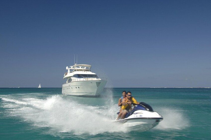 Jetski at Orient Beach 3