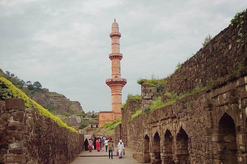 Chand Minar (Daulatabad Fort) 3