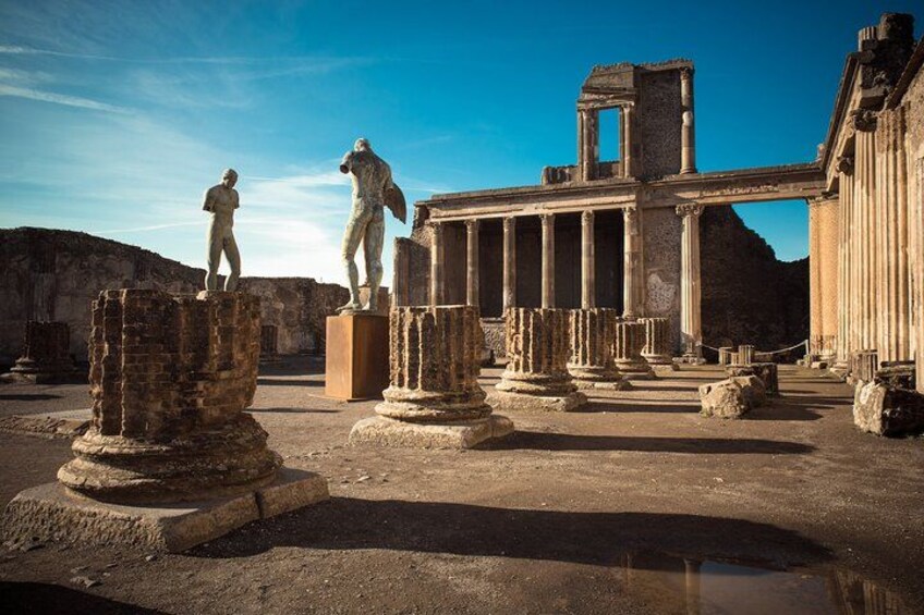 Pompeii Half Day Trip from Naples 3
