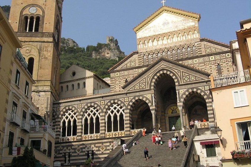 Amalfi Drive Small & Luxury Day Trip from Naples 5