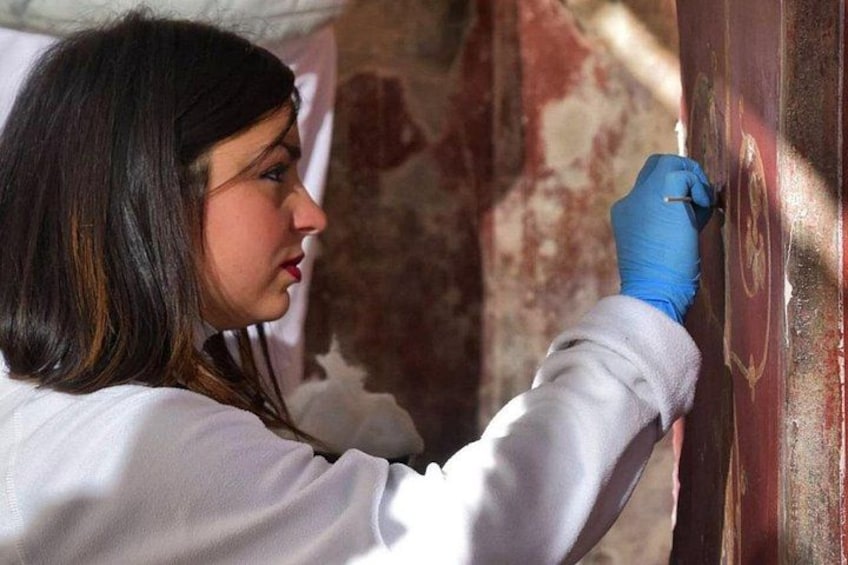 Explore Pompeii & Amalfi in One Day from Naples with Free Time 4