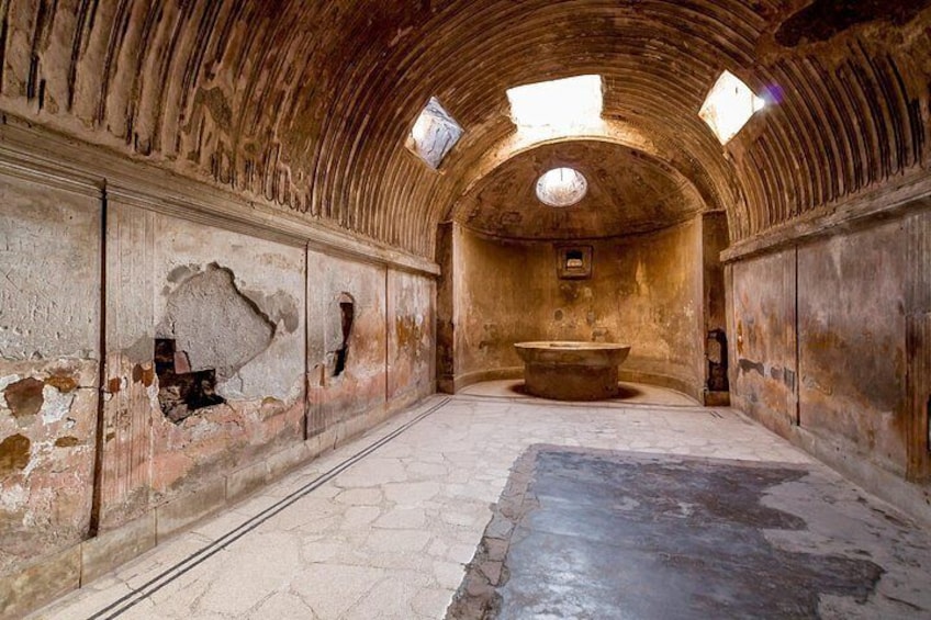 Explore Pompeii & Amalfi in One Day from Naples with Free Time 3
