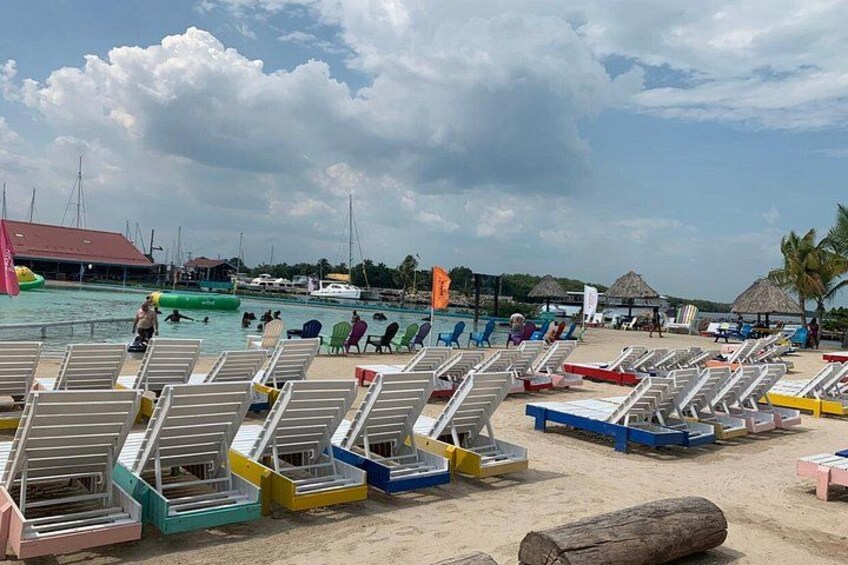 https://media-cdn.tripadvisor.com/media/attractions-splice-spp-720x480/09/a0/92/c7.jpg 4