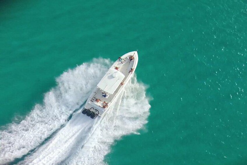 Cruising Speed boat 3