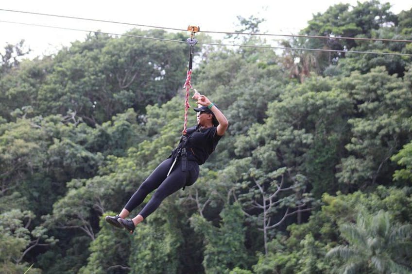 Roatan Zip Line Wildlife & Glass Bottom Boat Combo 4