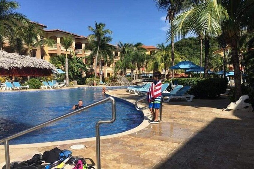 Roatan Infinity Bay Private Beach Resort Day Pass 3