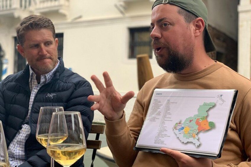 A Venetian Evening: Wine Tasting and Cicchetti with a Local Guide 4