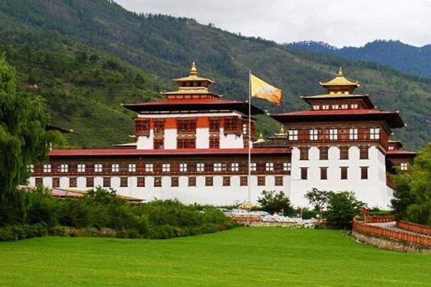 4 Nights Bhutan Encompassed Private Tour 1