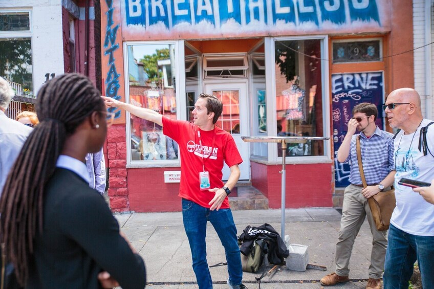 Toronto: Small-Group Kensington Market & Chinatown Tour 5