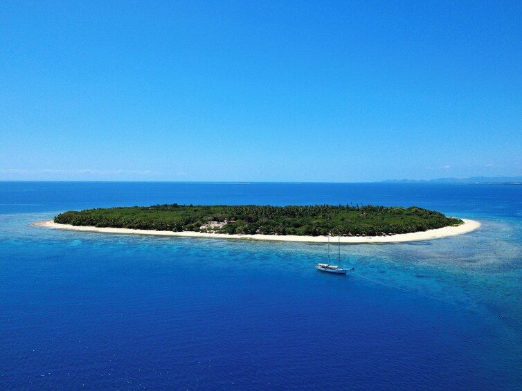 Captain Cook Cruises Fiji - All Inclusive Island and Reef Day Sail 4