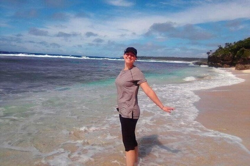 Anahulu Beach 50 meters infront of Anahulu Cave @ Haveluliku Village 1