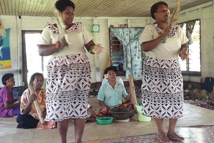 Fijian Meke 3