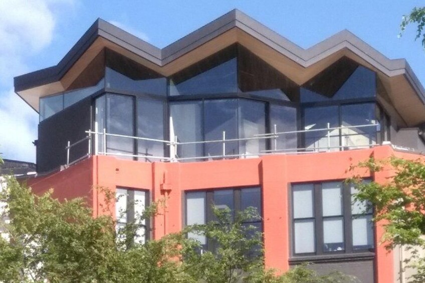 Dunedin is setting the standard for the adaptive reuse of buildings. This one needed a hat! 3