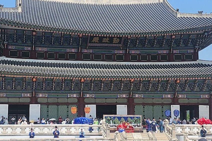Private Layover Tour from Incheon Airport to Seoul 4