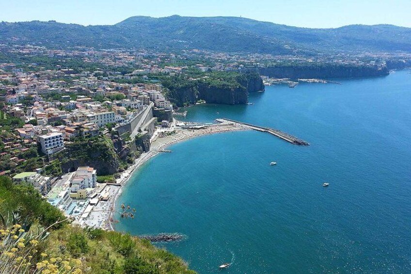 Grand Tour of 10 hours: Amalfi coast, Sorrento & Pompeii ruins 3