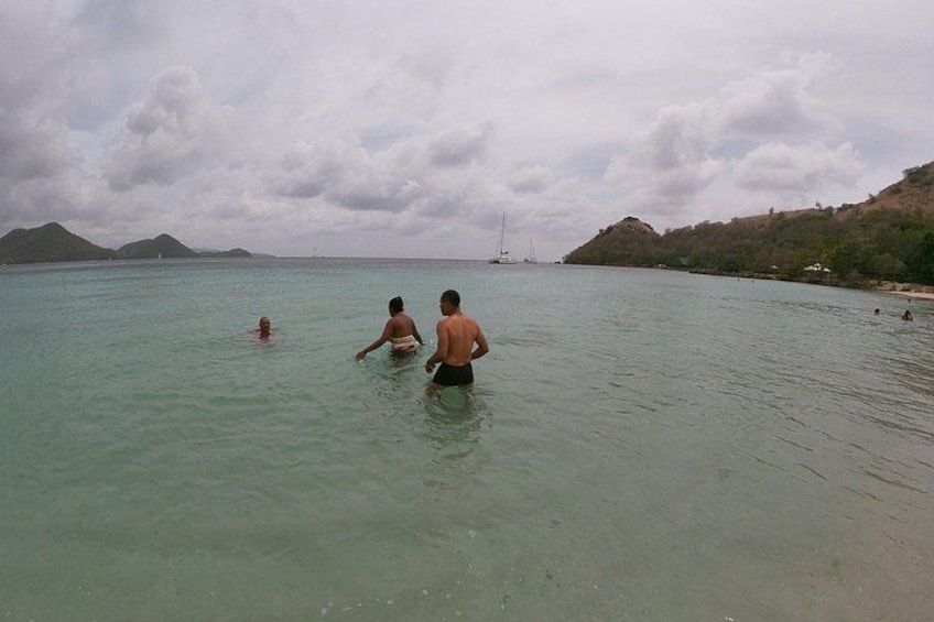 Beach Shuttle To Pigeon Island 4