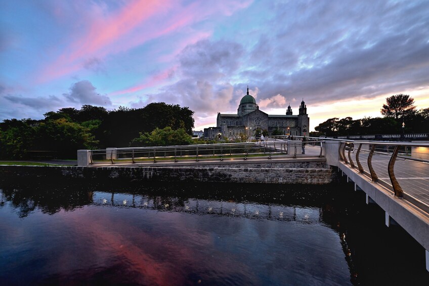 Cliffs of Moher, Doolin, Burren & Galway Day Tour From Dublin 