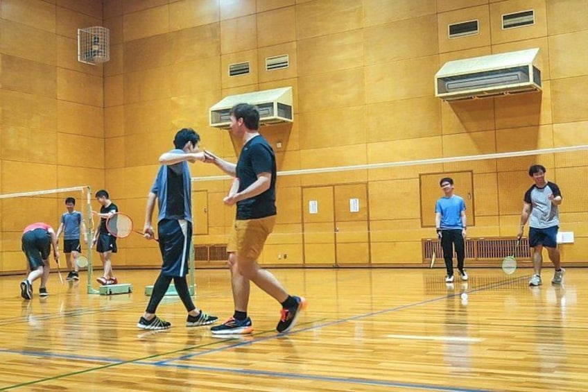 Badminton in Osaka & Kyoto with Locals! 5