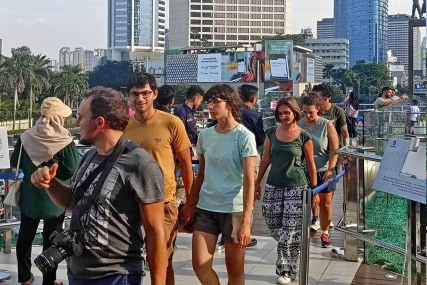 From port Tanjung priok : Jakarta Private Tour With Lunch 2