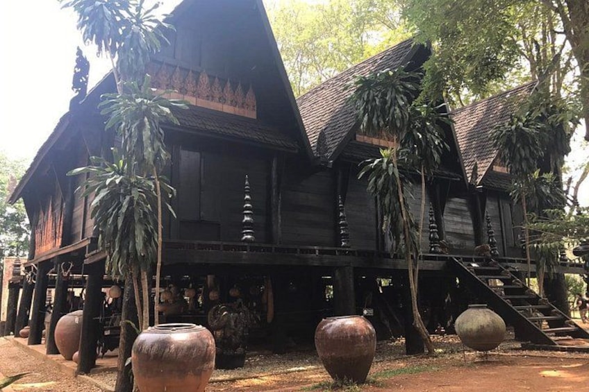 Chiang Mai-Chiang Rai:White-Black-Blue Temple-Golden Triangle-Keren-Boat Trip 5