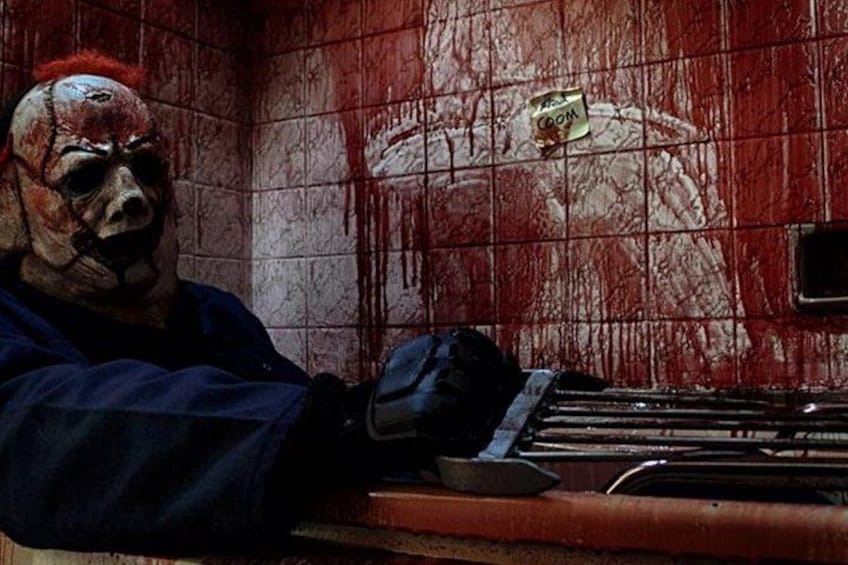 "Extreme Show" from Insomnia Haunted House 1