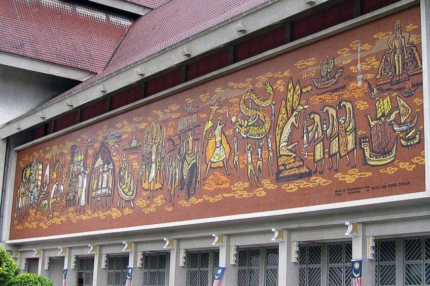 Welcome to Kuala Lumpur: City Highlights & Arrival Transfer 3