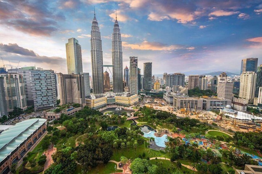 First Day : Arrival Transfer with Kuala Lumpur City Tour 1