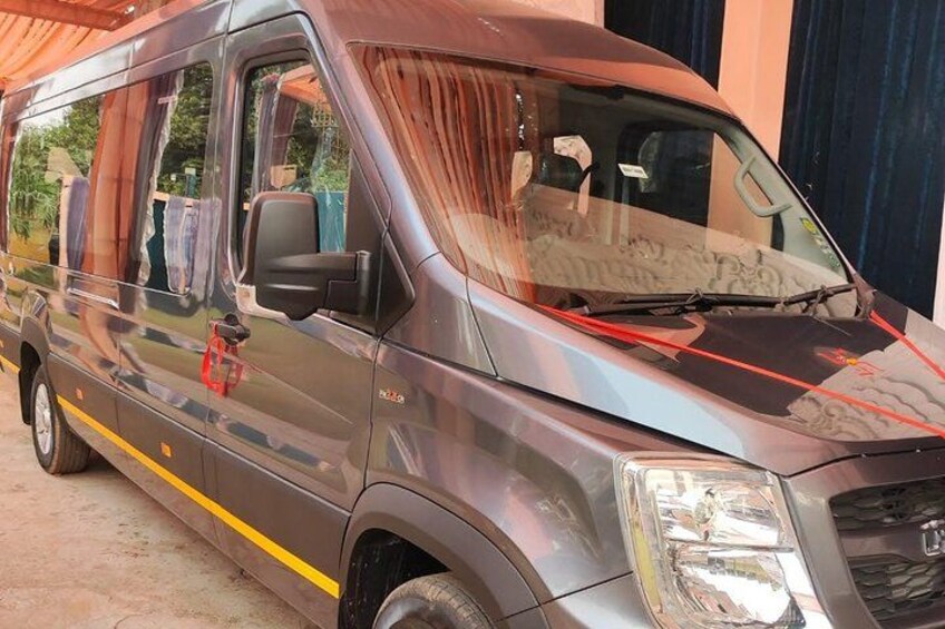 Private Sunrise Taj Mahal Tour from Delhi By Car -All inclusive 4