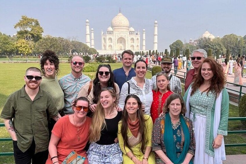 Private Sunrise Taj Mahal Tour from Delhi By Car -All inclusive 1