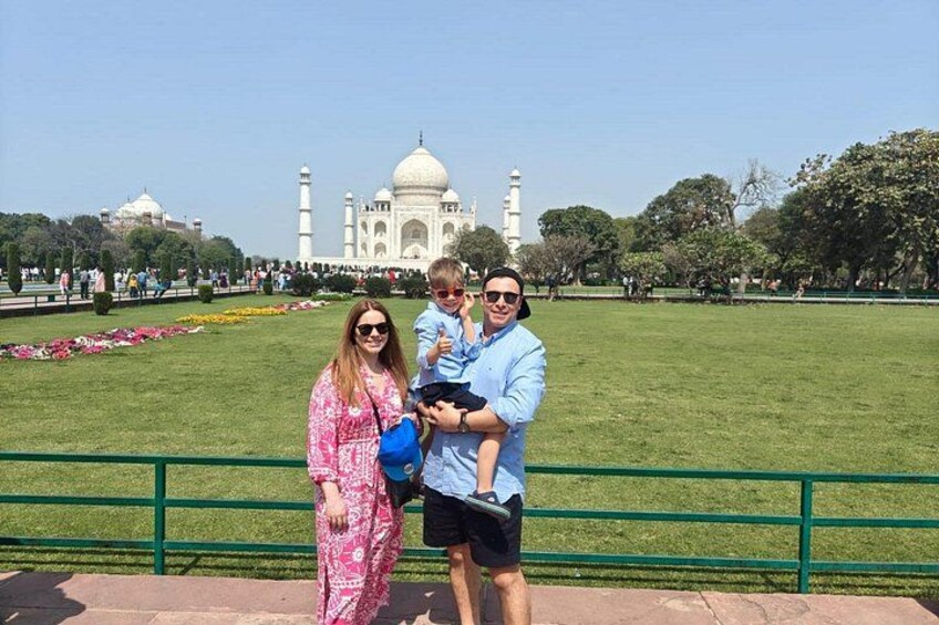 Private Sunrise Taj Mahal Tour from Delhi By Car -All inclusive 5