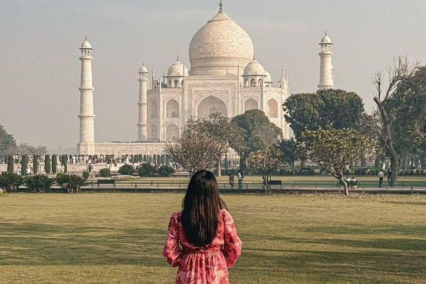 Private Sunrise Taj Mahal Tour from Delhi By Car -All inclusive 5
