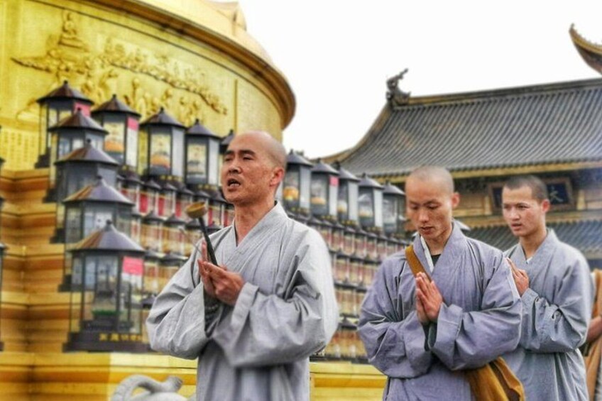monks 3