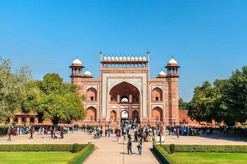 Taj Mahal Tour By Express Train from Delhi 3
